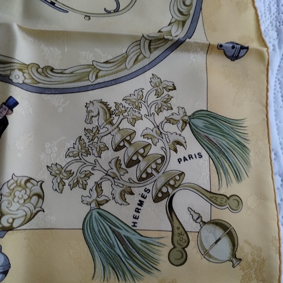 Hermes J Abadie Plumes et Grelots Silk Scarf - Picture 12 of 17